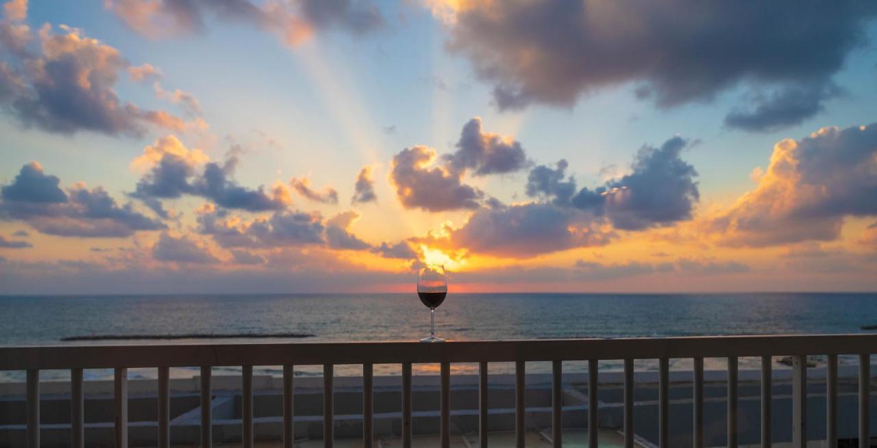 تل أبيب Sea View Apartment Suite المظهر الخارجي الصورة